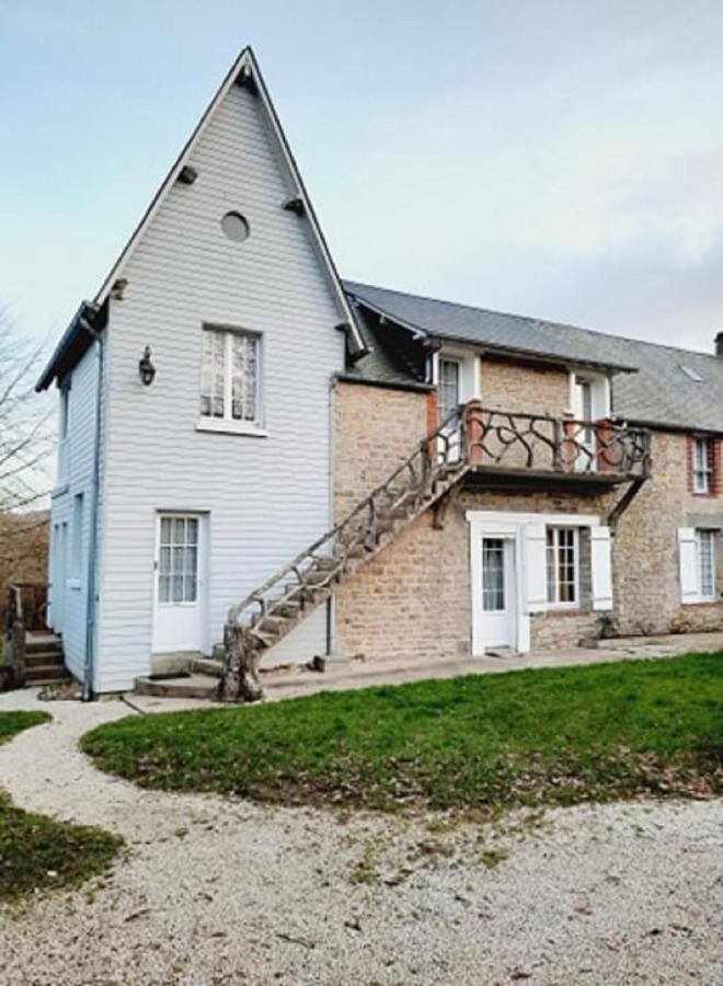 Gites De La Petite Suisse クレシー エクステリア 写真